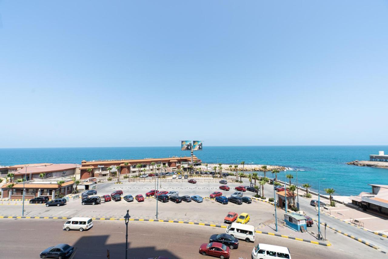 Nabeel Homes - Designer Seaview Condo - 208 الإسكندرية المظهر الخارجي الصورة