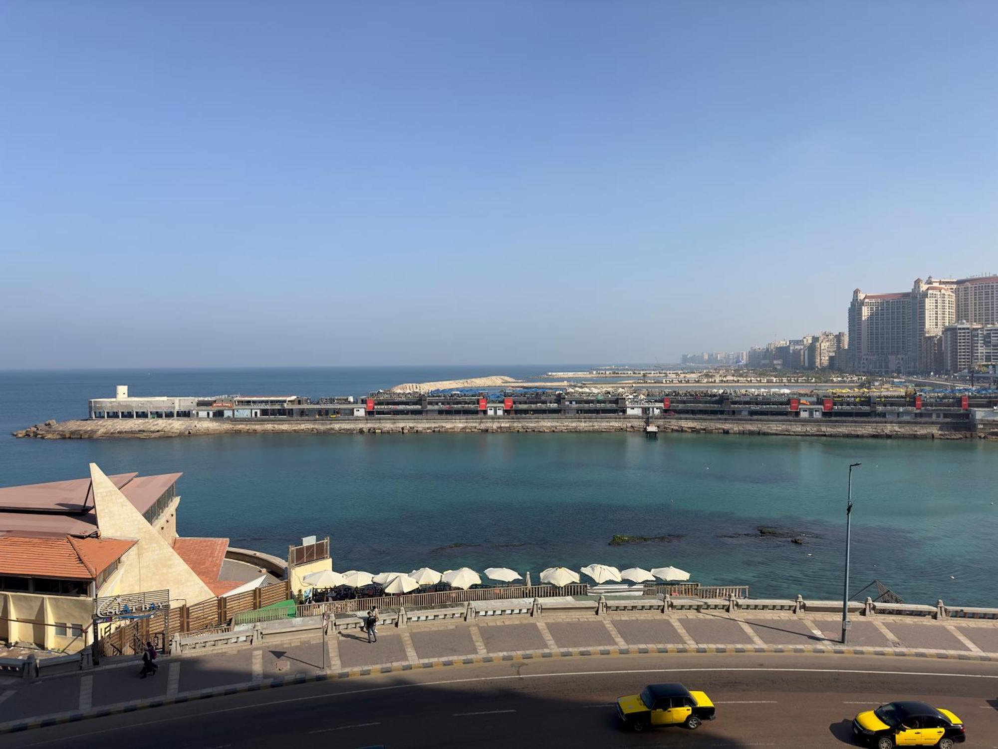 Nabeel Homes - Designer Seaview Condo - 208 الإسكندرية المظهر الخارجي الصورة